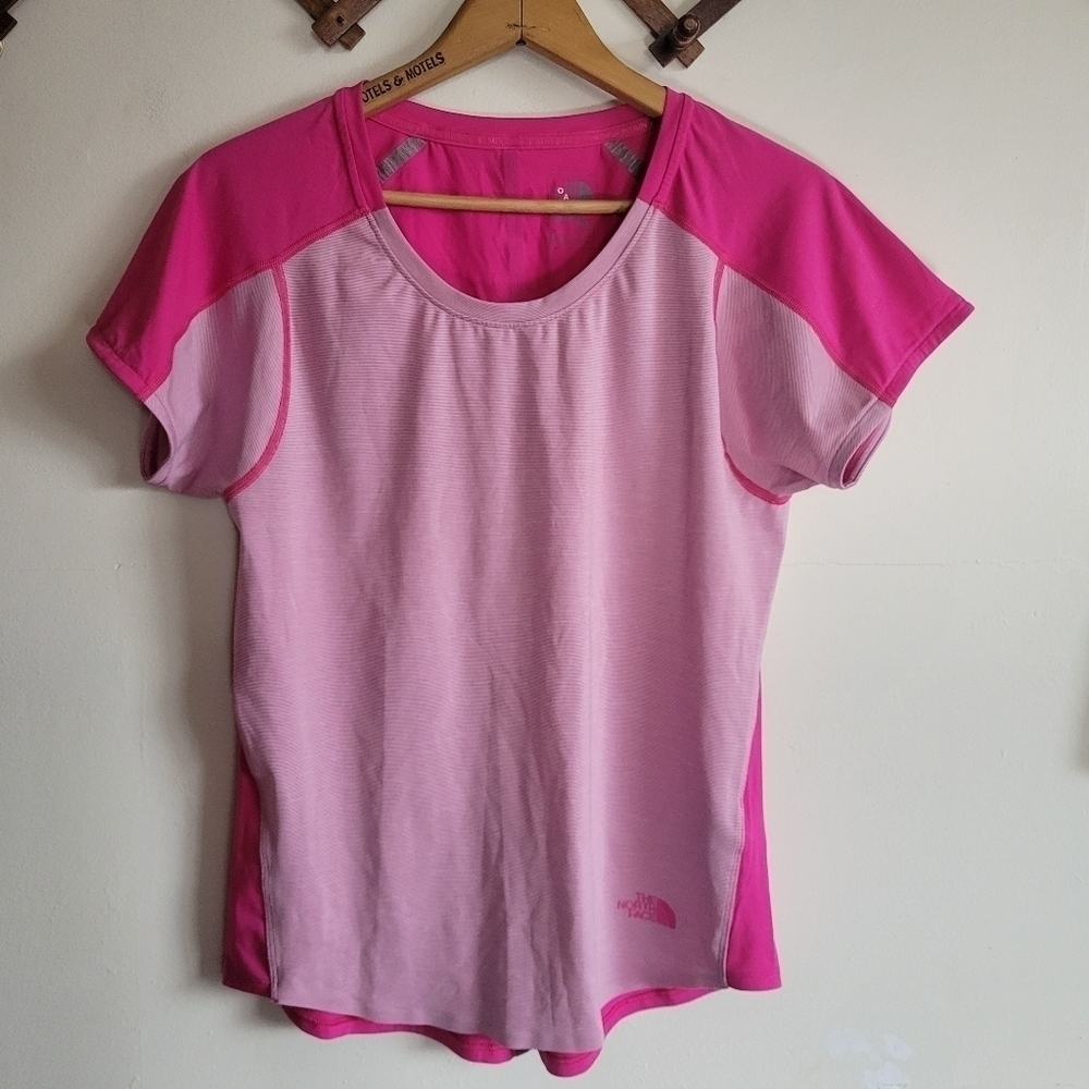 The North Face Short Sleeve Tee Shirt Pink Stretchy Lightweight Medium M